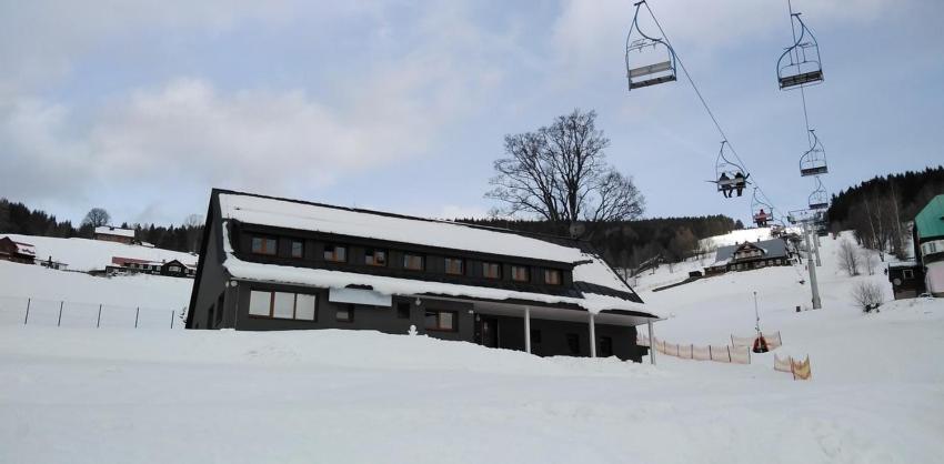 Ski Apartmany Nymburska Chata Пец-под-Снежкой Экстерьер фото